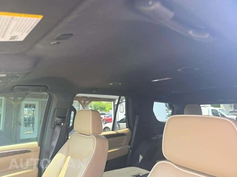 2024 Chevrolet Tahoe Premier 1LZ - miniatura 8