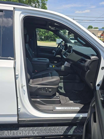 2024 Chevrolet Tahoe Z71 2Z7 - miniatura 16