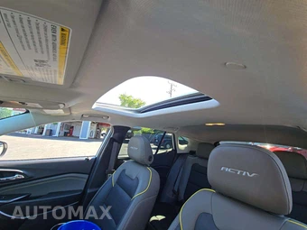 2024 Chevrolet Trax ACTIV - miniatura 8