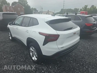 2024 Chevrolet Trax LS - miniatura 6