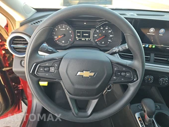 2024 Chevrolet Trax LS - miniatura 10