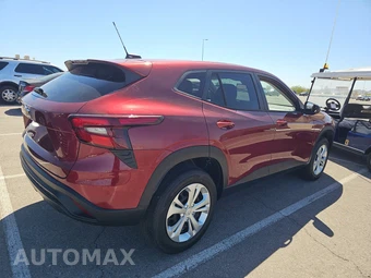 2024 Chevrolet Trax LS - miniatura 4