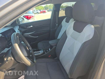 2024 Chevrolet Trax LS – miniatura 3