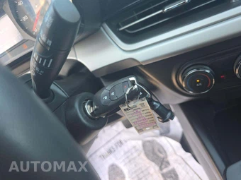 2024 Chevrolet Trax LS – miniatura 5