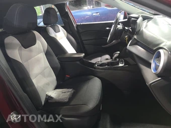 2024 Chevrolet Trax LS - miniatura 8