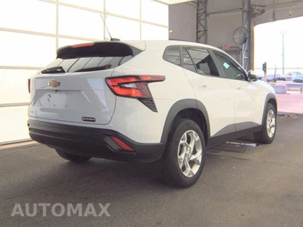 2024 Chevrolet Trax LS – miniatura 4