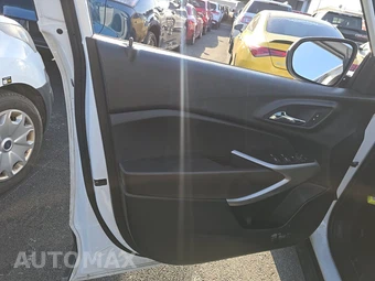 2024 Chevrolet Trax LS – miniatura 9