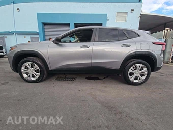 2024 Chevrolet Trax LS – miniatura 2
