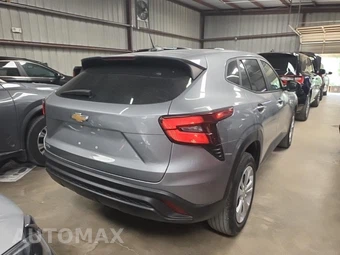2024 Chevrolet Trax LS - miniatura 4