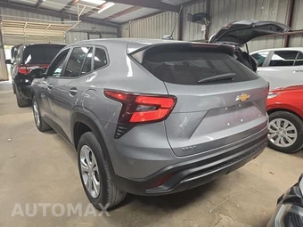 2024 Chevrolet Trax LS - miniatura 6