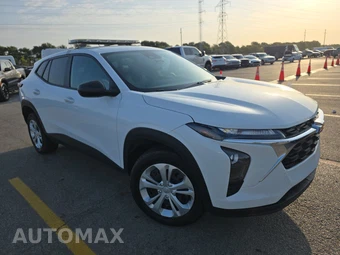 2024 Chevrolet Trax LS - miniatura 3