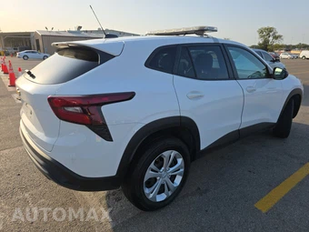2024 Chevrolet Trax LS - miniatura 4