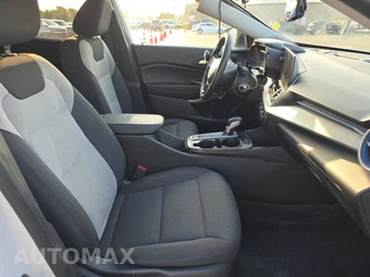 2024 Chevrolet Trax LS - miniatura 8