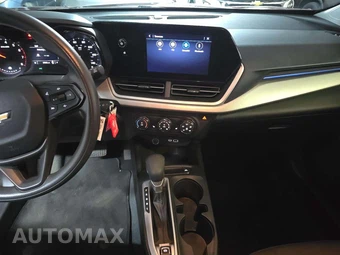 2024 Chevrolet Trax LS – miniatura 10