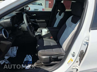 2024 Chevrolet Trax LS - miniatura 3