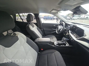 2024 Chevrolet Trax LS – miniatura 8