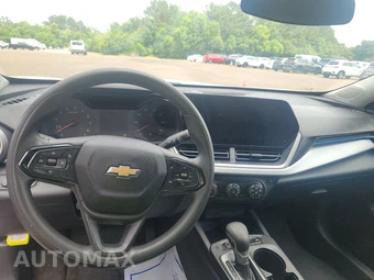 2024 Chevrolet Trax LS – miniatura 11