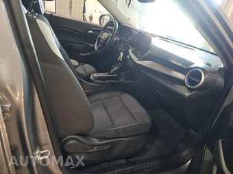 2024 Chevrolet Trax LS - miniatura 8