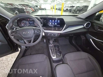 2024 Chevrolet Trax LS - miniatura 10