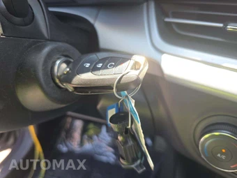2024 Chevrolet Trax LS - miniatura 8