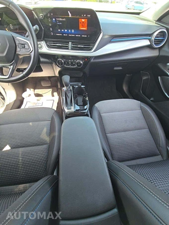 2024 Chevrolet Trax LT – miniatura 10