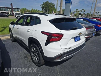 2024 Chevrolet Trax LT – miniatura 2