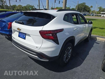 2024 Chevrolet Trax LT – miniatura 3