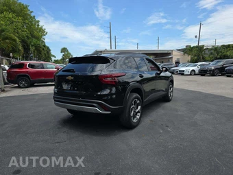 2024 Chevrolet Trax LT - miniatura 3