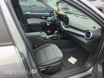 2024 Chevrolet Trax LT - miniatura 8