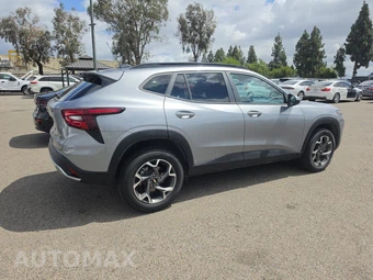 2024 Chevrolet Trax LT - miniatura 4