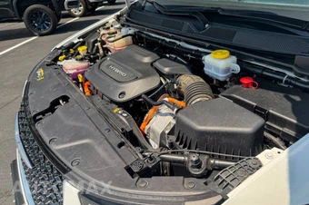 2024 Chrysler Pacifica Hybrid Select 121.6" WB - miniatura 36