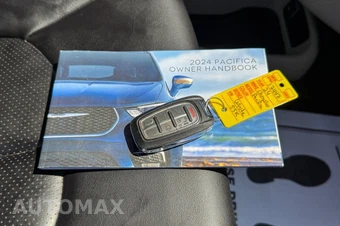 2024 Chrysler Pacifica Hybrid Select 121.6" WB - miniatura 37