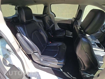 2024 Chrysler Pacifica Hybrid Select 121.6" WB - miniatura 17