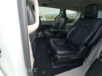 2024 Chrysler Pacifica Hybrid Select 121.6" WB - miniatura 13