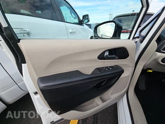 2024 Chrysler Pacifica Hybrid Select 121.6" WB - miniatura 9