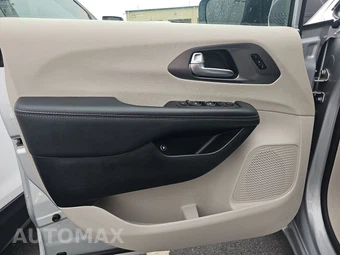 2024 Chrysler Pacifica Hybrid Select 121.6" WB - miniatura 15