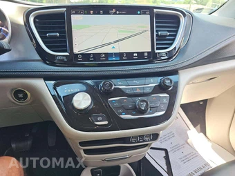 2024 Chrysler Pacifica Hybrid Select 121.6" WB - miniatura 10