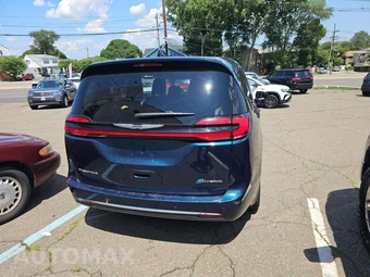 2024 Chrysler Pacifica Hybrid Select 121.6" WB - miniatura 3