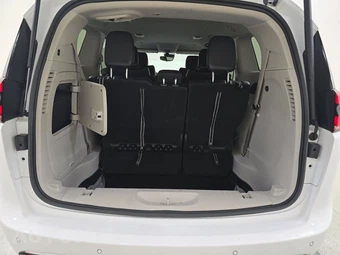 2024 Chrysler Pacifica Hybrid Select 121.6" WB - miniatura 17