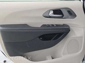 2024 Chrysler Pacifica Hybrid Select 121.6" WB - miniatura 9