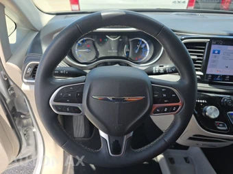 2024 Chrysler Pacifica Hybrid Select 121.6" WB - miniatura 16