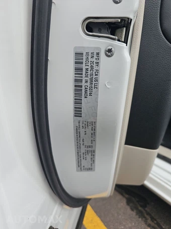 2024 Chrysler Pacifica Hybrid Select 121.6" WB - miniatura 16