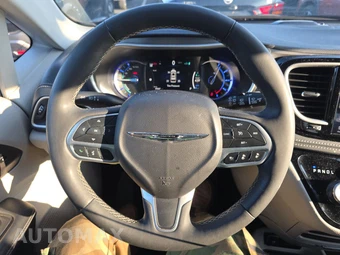 2024 Chrysler Pacifica Hybrid Select 121.6" WB - miniatura 16