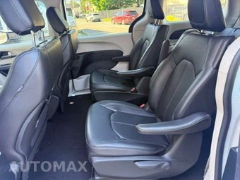 2024 Chrysler Pacifica Hybrid Select 121.6" WB - miniatura 16