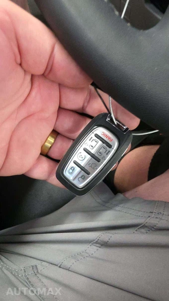 2024 Chrysler Pacifica Hybrid Select 121.6" WB - miniatura 17
