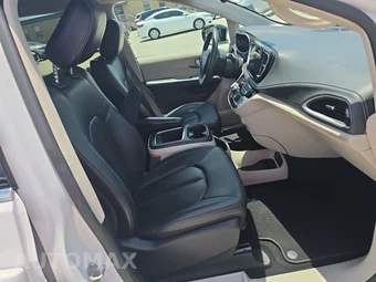 2024 Chrysler Pacifica Hybrid Select 121.6" WB - miniatura 14