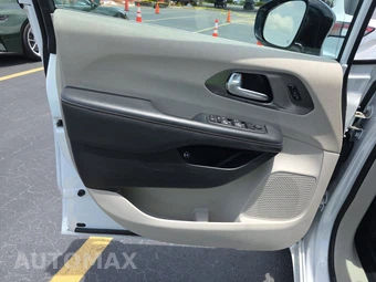 2024 Chrysler Pacifica Hybrid Select 121.6" WB - miniatura 15