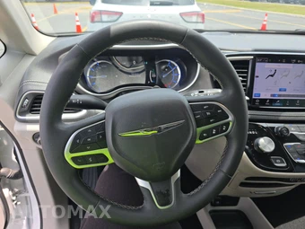 2024 Chrysler Pacifica Hybrid Select 121.6" WB - miniatura 16