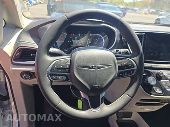 2024 Chrysler Pacifica Hybrid Select 121.6" WB - miniatura 10