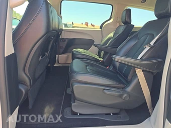 2024 Chrysler Pacifica Hybrid Select 121.6" WB - miniatura 13